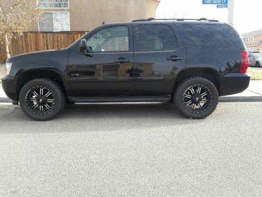 Chevy Tahoe Black