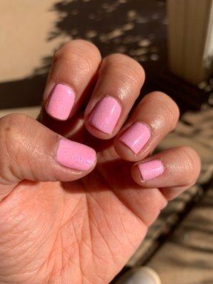 Didn't choose my color but told her I wanted pink with glitter. And she showed me two shades and I chose this light one !