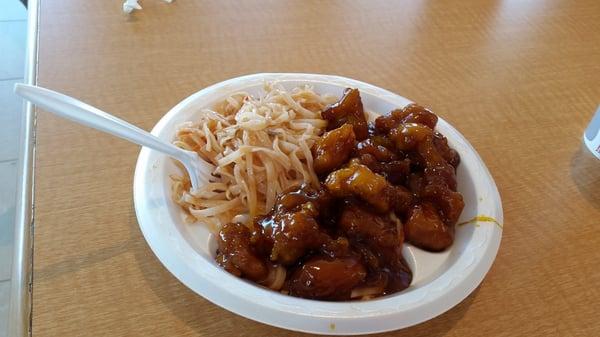 Pad Thai & Orange Chicken