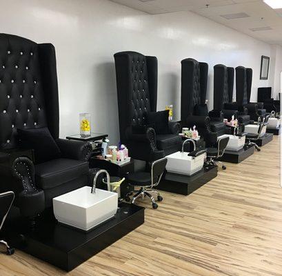 These pedicure chairs sets the bar. Beautiful. Photo credit: @ciragenailsandspa on Instagram.