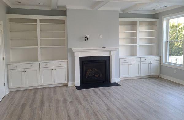 Built-ins with Fireplace