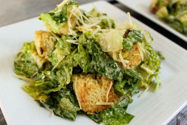 Cesar Salad Romaine hearts, crunchy croutons, parmigiano, house made dressing.