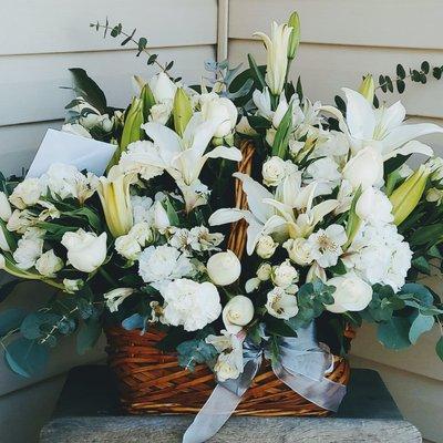 S&M Flower Rentals