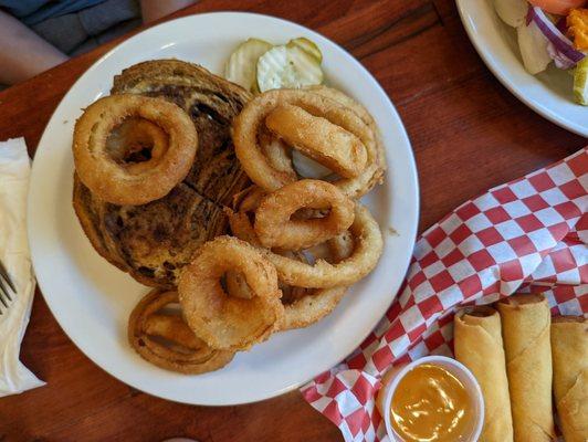 Reuben with onion rings