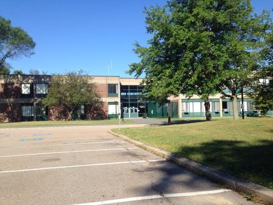 This is the main entrance to the Canton campus.