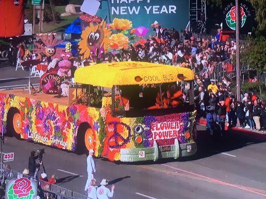 How GROOVY!!  Float entry at the 2024  Tournament of Roses Parade, Pasadena, CA.