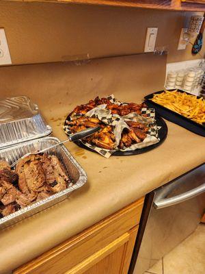 Delicious wings and brisket