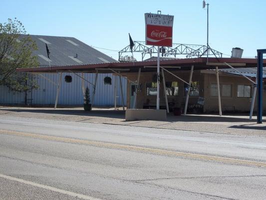 Front of the Dairy Bar restaurant in Crowell, TX