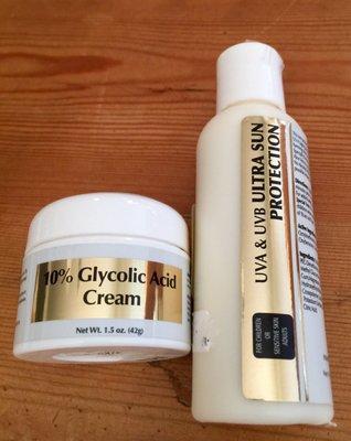 2 of the products from Cassandra's that I use to keep my skin in great shape!