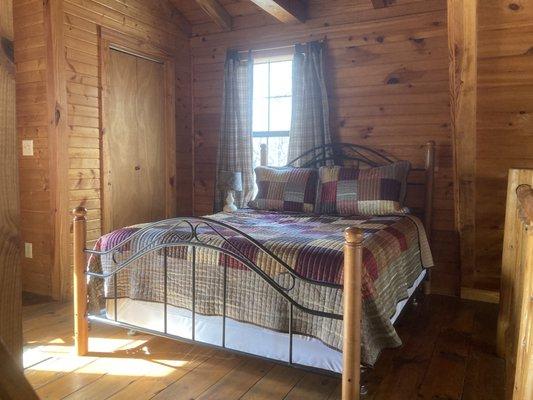 Upstairs bed in loft