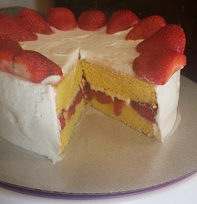 Lemon Cake, Strawberry/Lemon fill, Whipped Icing.