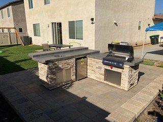 Bull Grills & Spas custom outdoor Kitchen