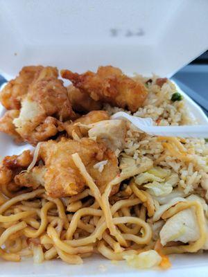 Chowmein and fried chicken, not good bad taste for food chicken has no flavor,  chowmein is pretty decent the rest will go to trash