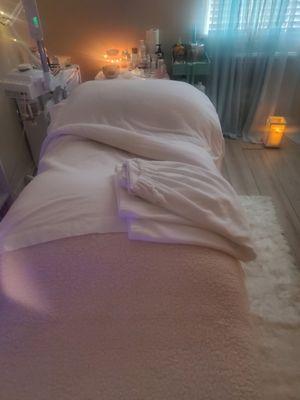 Customized facials, professional waxings, cozy suite, private quiet location.