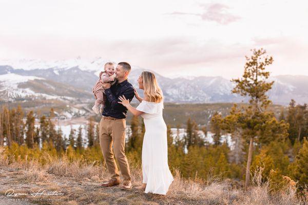 Family session in Silverthorne, Colorado!