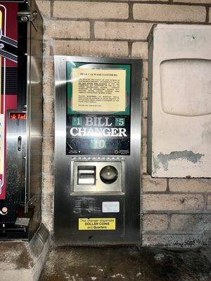 Bill Changer Machine Towards Rear Self Vacuum Stations