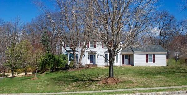 New Listing!   Open House Sunday, April 17th 1-4