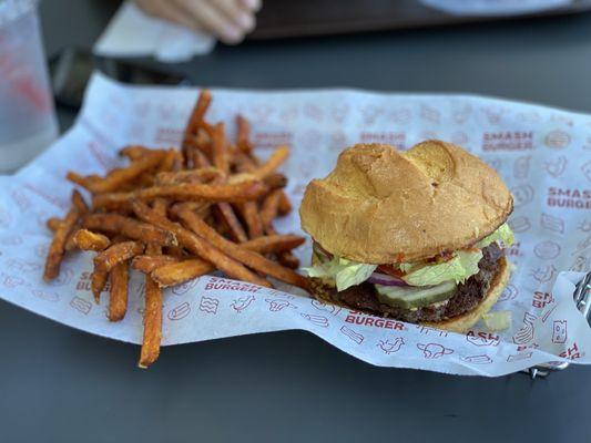 Smash burger with sweet potato fries