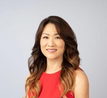 Meet Kelly Rhee,
 Realtor | Interior Designer | Home Stager