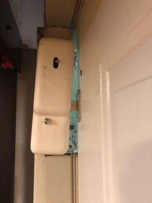 Shenandoah Elevator - Poor quality work at premium prices.