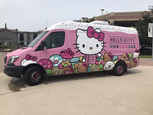 Hello Kitty Food Truck