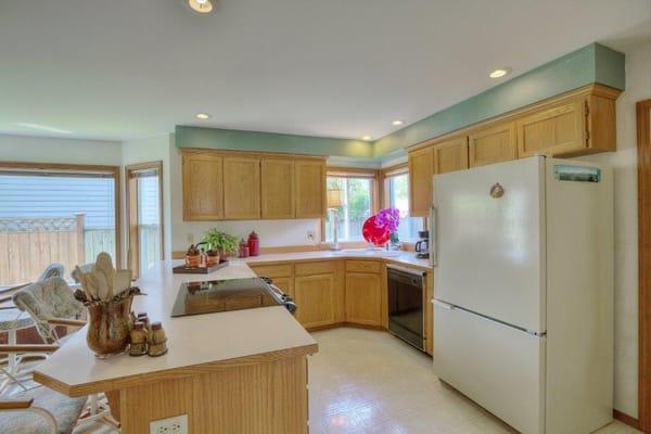 The kitchen had no color or points of interest until Kristy staged it.