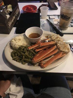 Crab leg dinner special with mashed potatoes and green beans. Solid Friday night dinner special at Main Event.