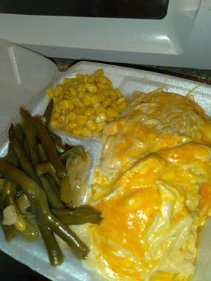 Chicken tetrazzini
Fresh green beans
Sweet buttered corn