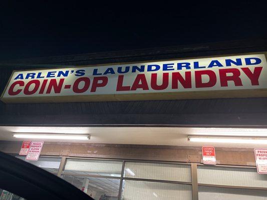 Arlen's Launderland Coin - Op Laundry