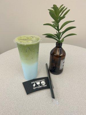 Life Potion - matcha and blueberry emulsion