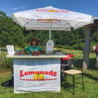 Jasper's Fresh Squeezed Lemonade at Buttermilk Creek Farm