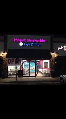 Planet Smoothie - Tasti D-Lite Now Open