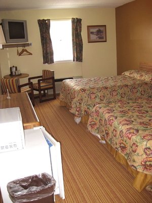 Standard Room with Two Beds