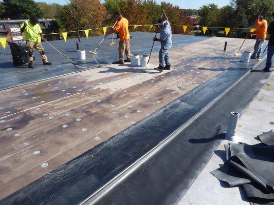 EPDM Flat Roof installation in East Hartford, CT