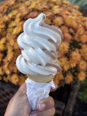 Soft serve ice cream