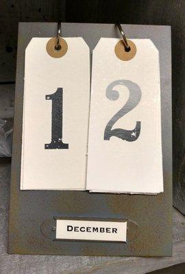 Perpetual calendar $22