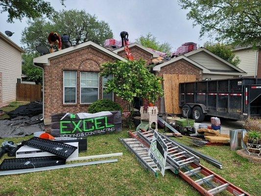 Excel Roofing & Contracting