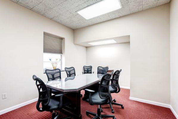 Arrangement Conference Room