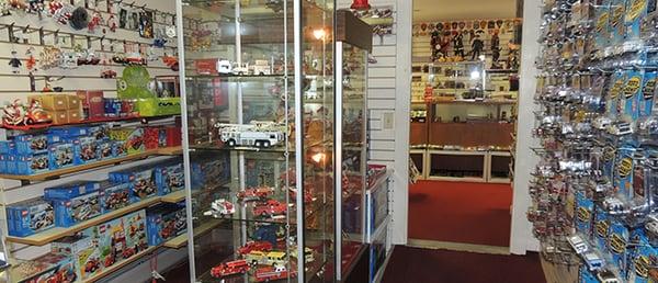 The Fire Bell offers thousands of Fire, Police, EMT and other public safety gifts, collectibles, books, clothing, plaques, si...