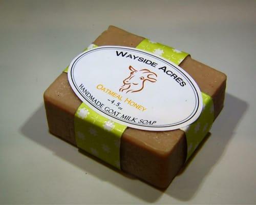 Goat Milk Soap Oatmeal Honey : Goat milk is a natural healer and moisturizer because it is very close to the PH of your skin