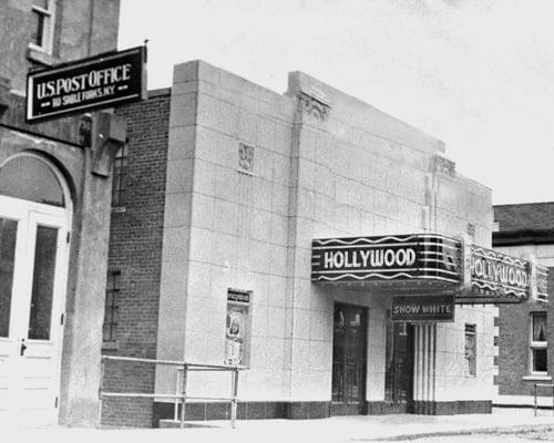 Hollywood Theatre