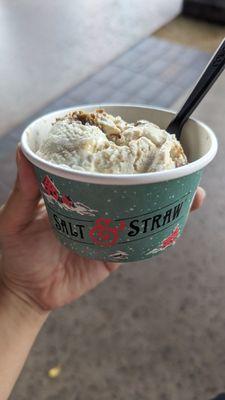 Holiday Seasonal flavor - Gingerbread Cookie Dough (single scoop)