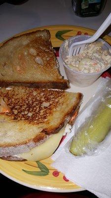 Grilled Chicken Salad with hot sauce and tuna Mac salad