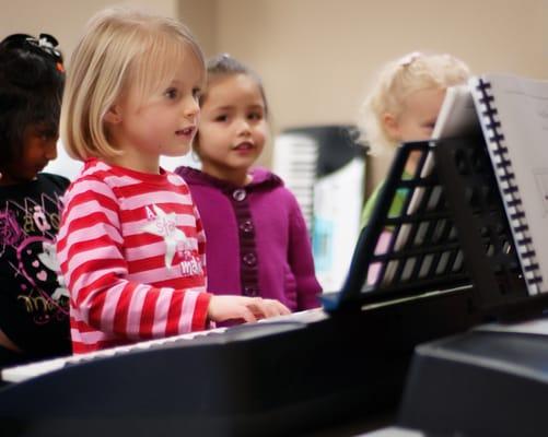 KMP successfully teaches 4 year olds how to read music on the keyboard!