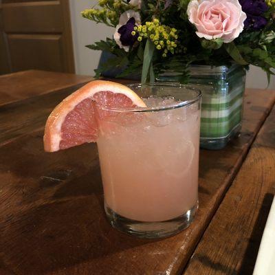 The Greyhound. Freshly squeezed Grapefruit Juice  is healthy!