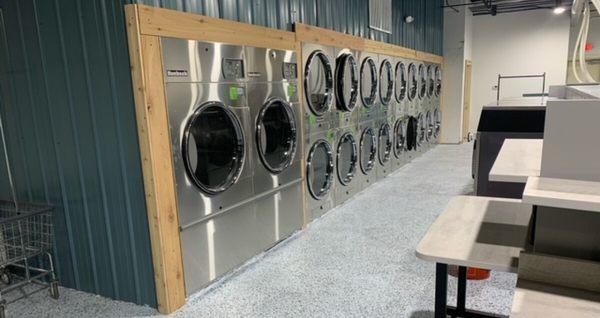 All New Machines! Elkhorn Express Laundromat provides you with new, sparkling clean, modern equipment!