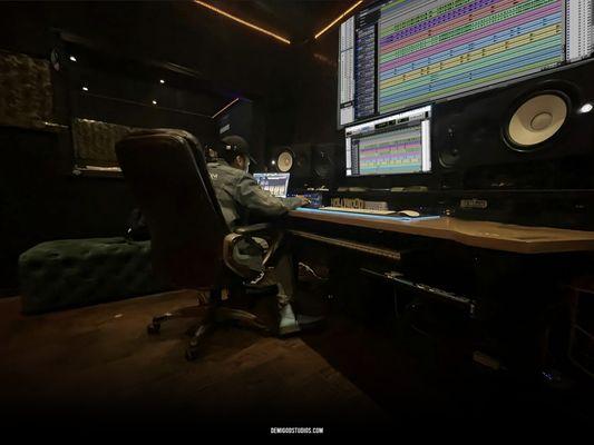 Demigod Studios:
 Olympus Recording Suite