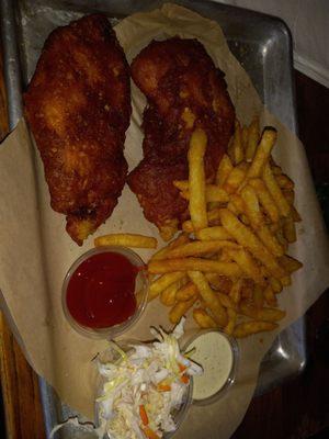 Fish and chips w green Chile tartar sauce. Yes please.