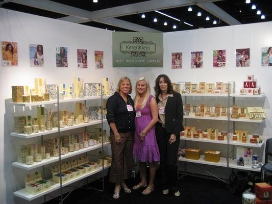 2007 LA Gift Show (Karen, Paige and Janet)