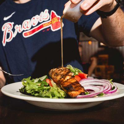 Grilled Salmon Salad